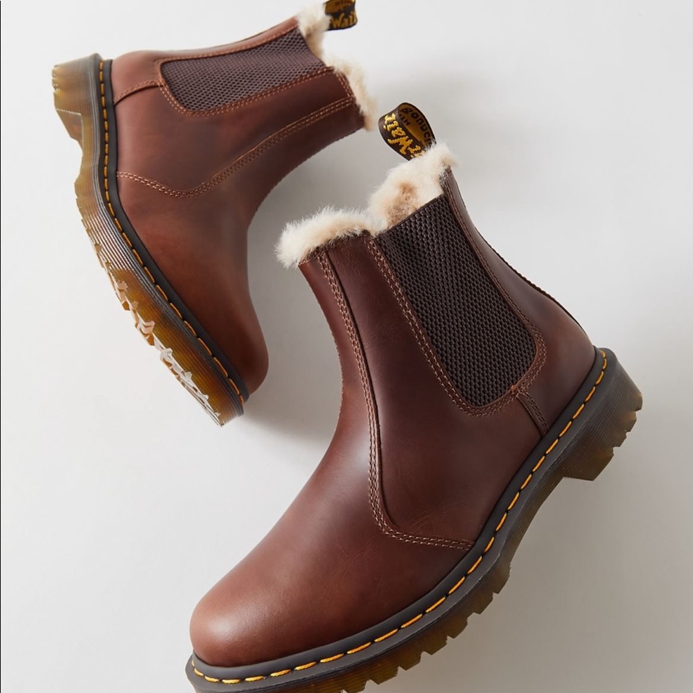 Dr. Marten’s 2976 Leonore Butterscotch Chelsea bt